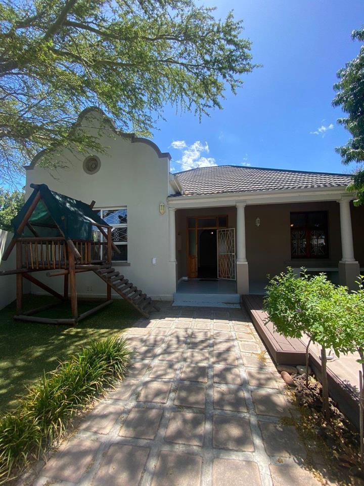 3 Bedroom Property for Sale in Strand North Western Cape